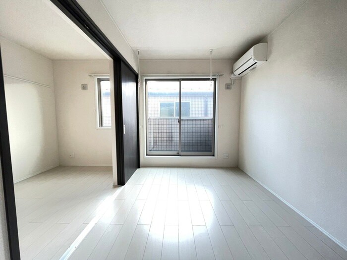 物件内観写真7　(居室)