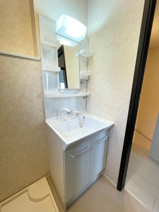 物件内観写真11　(洗面)