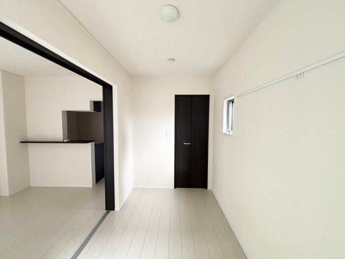 物件内観写真22　(居室)