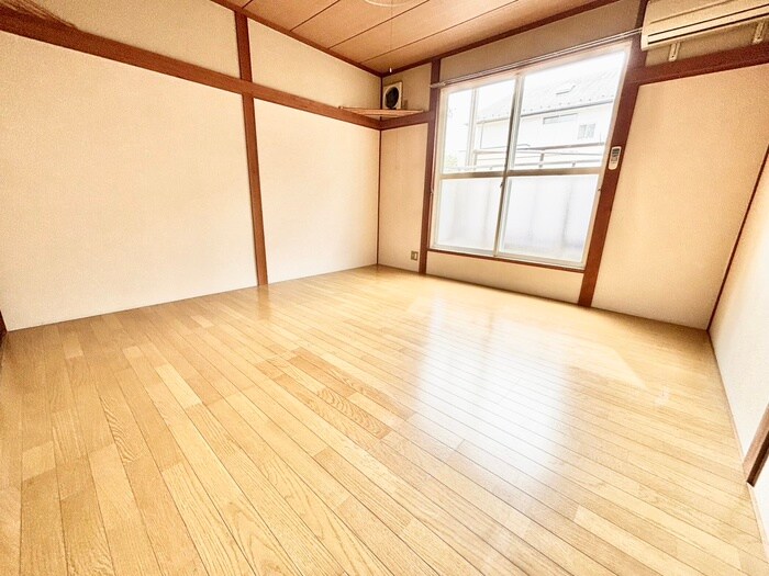 物件内観写真5　(居室)