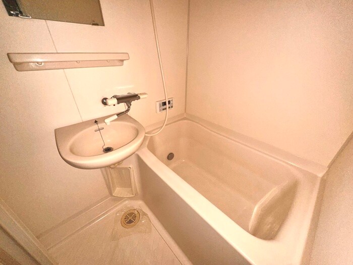 物件内観写真13　(バス／シャワールーム等)