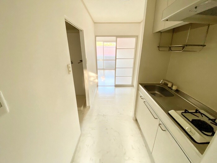 物件内観写真17　(廊下)