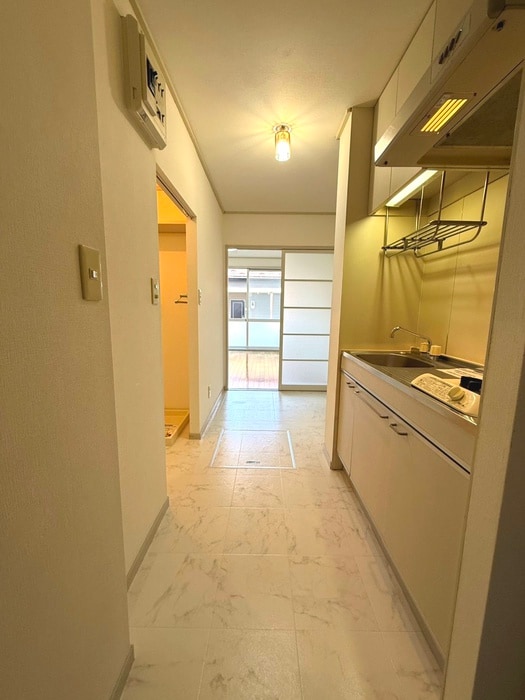 物件内観写真18　(廊下)