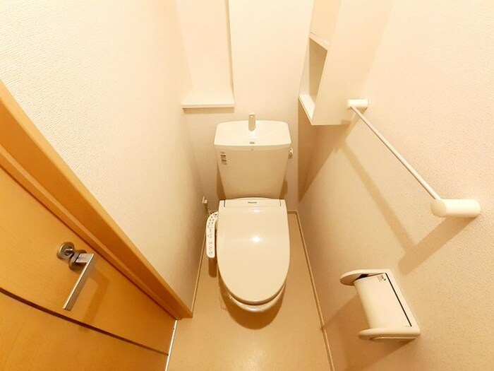 物件内観写真9　(トイレ)