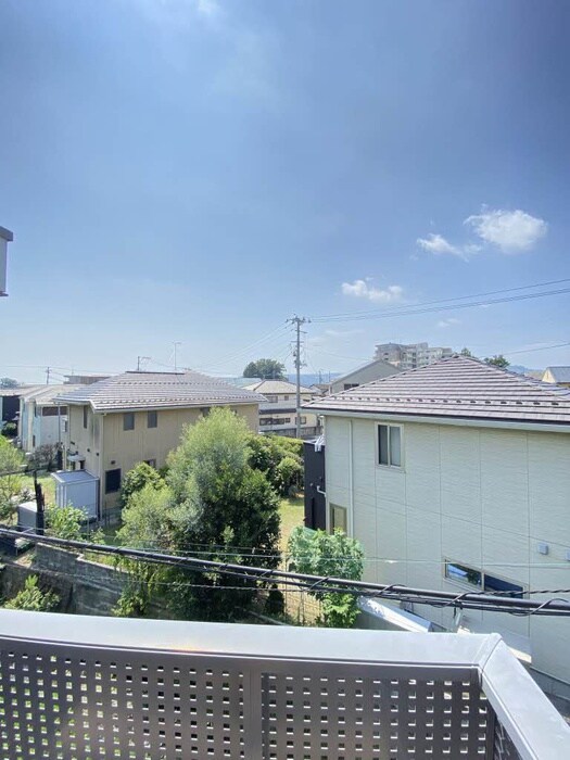 物件内観写真13　(室内からの展望)