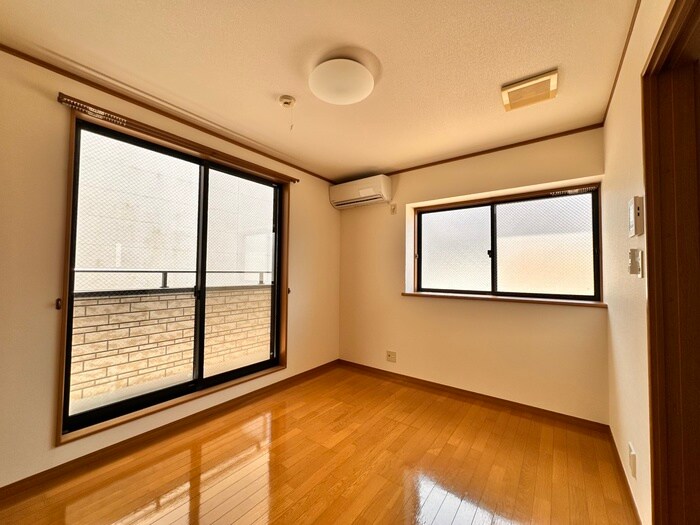 物件内観写真7　(居室)