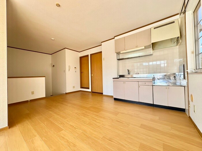 物件内観写真4　(居室)