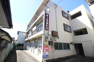 ホームズサトー外観写真