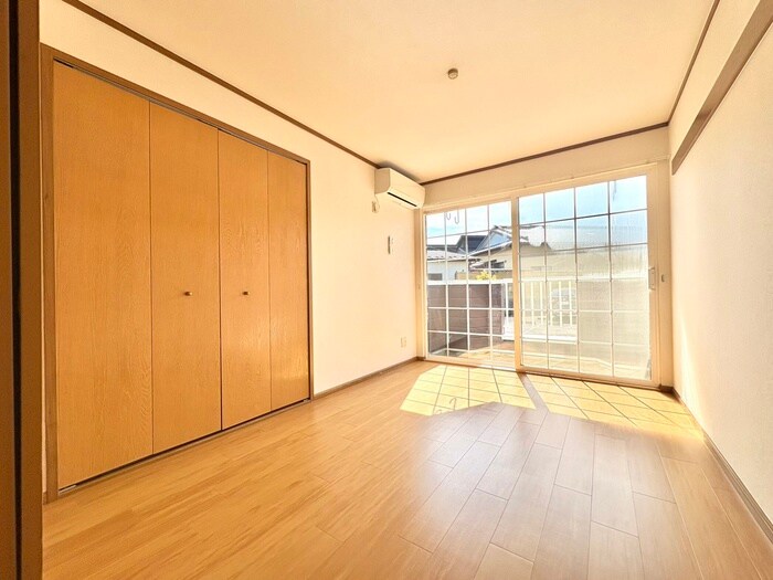 物件内観写真6　(居室)