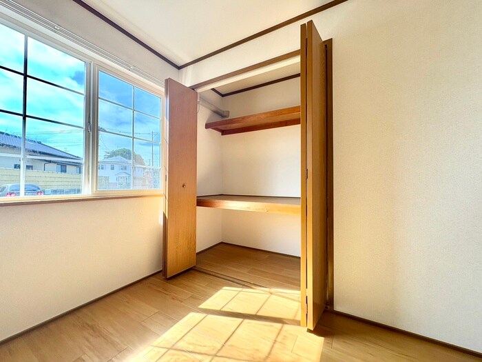 物件内観写真8　(収納)