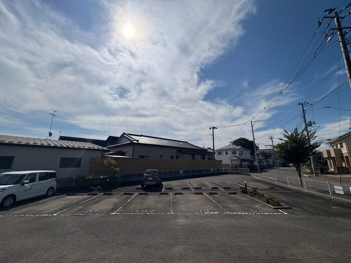 物件内観写真18　(室内からの展望)