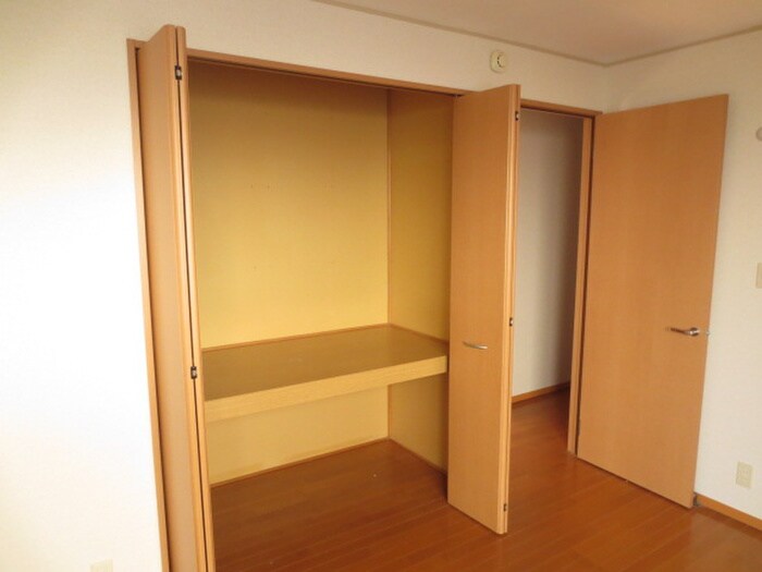 物件内観写真16　(内観写真)