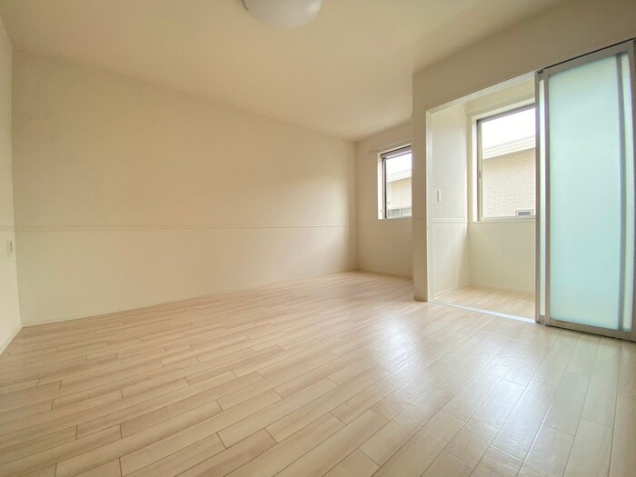 物件内観写真10　(居室)