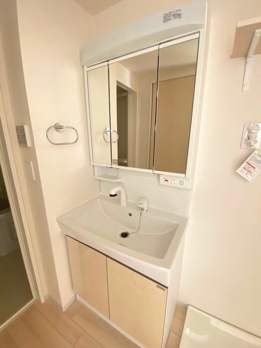 物件内観写真15　(洗面)