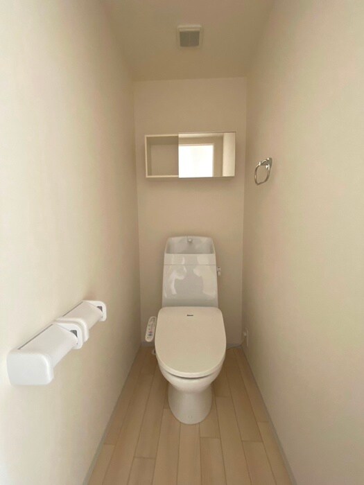 物件内観写真16　(トイレ)