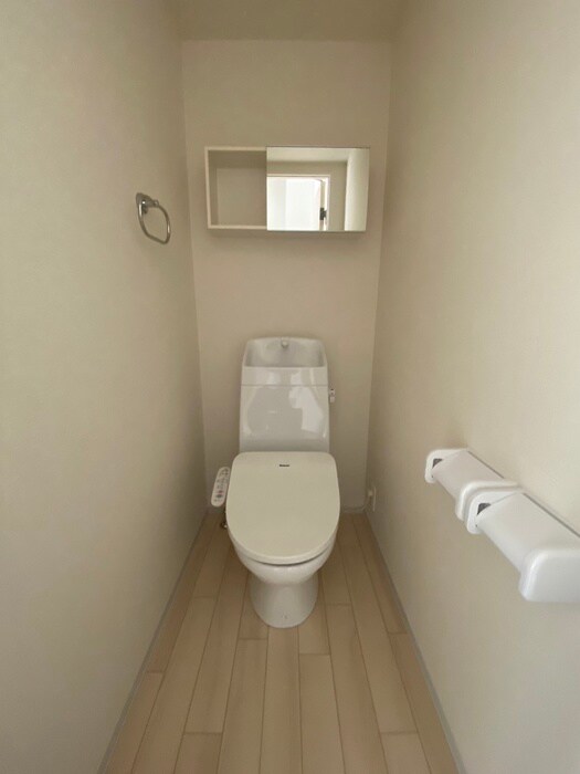 物件内観写真17　(トイレ)