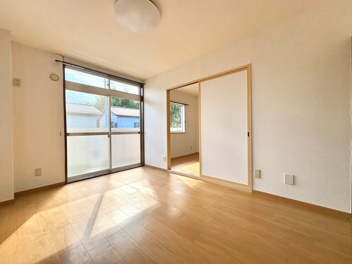 物件内観写真4　(居室)