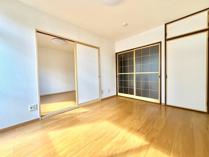 物件内観写真6　(居室)