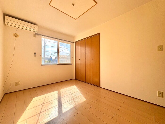 物件内観写真6　(居室)