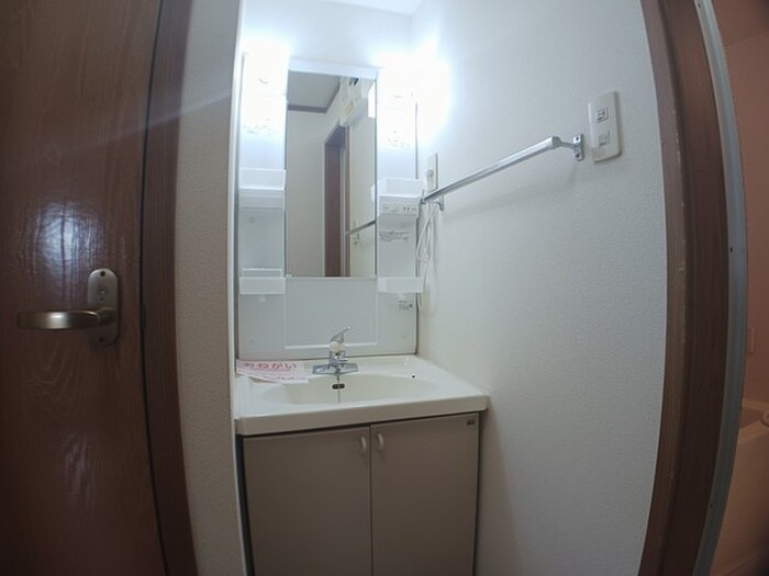 物件内観写真8　(洗面)