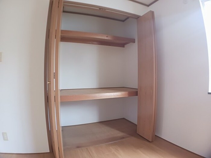 物件内観写真10　(収納)