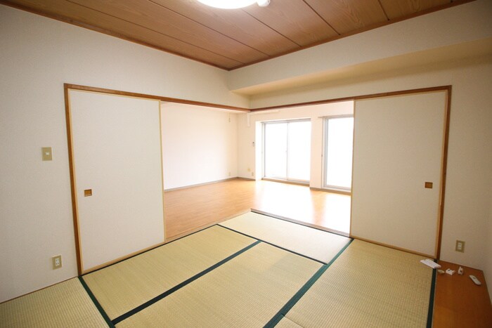 物件内観写真17　(居室)