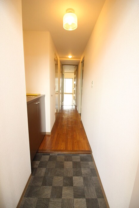 物件内観写真20　(玄関)