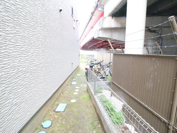 物件外観写真2　(その他)