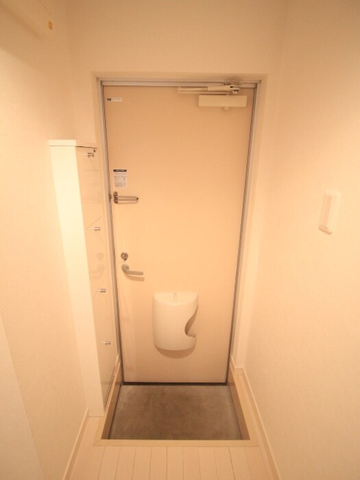 物件内観写真15　(玄関)