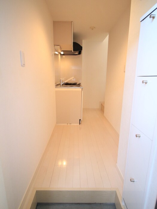 物件内観写真17　(玄関)