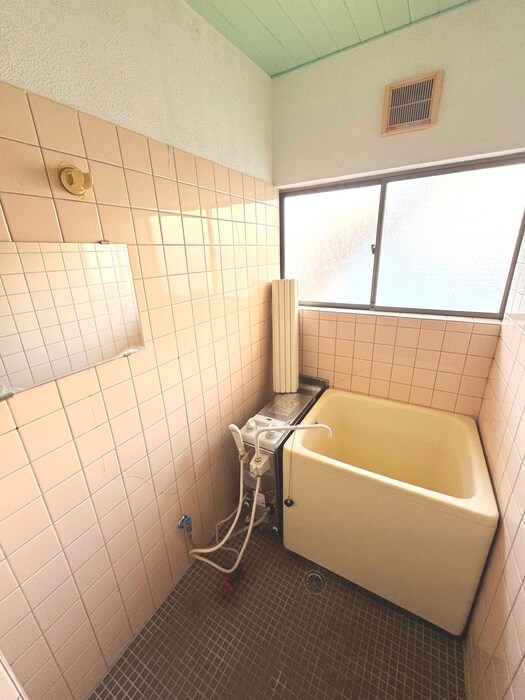 物件内観写真12　(バス／シャワールーム等)