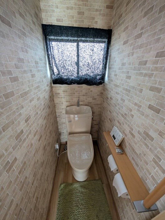 物件内観写真13　(トイレ)