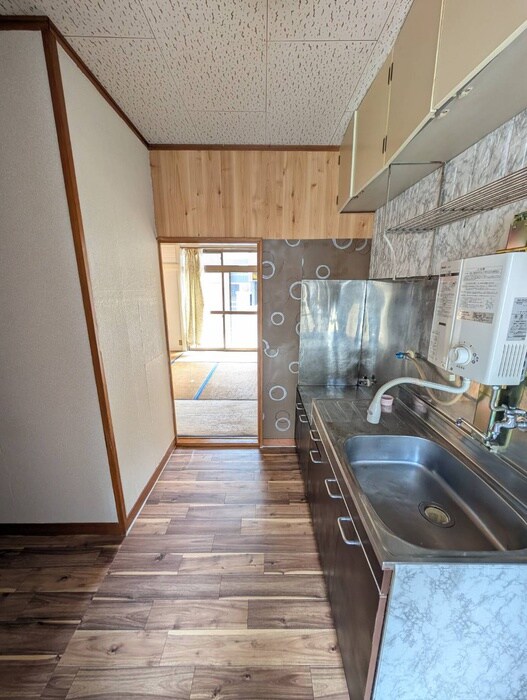 物件内観写真20　(廊下)