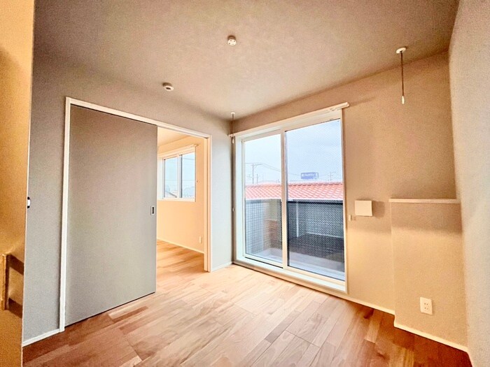 物件内観写真8　(居室)