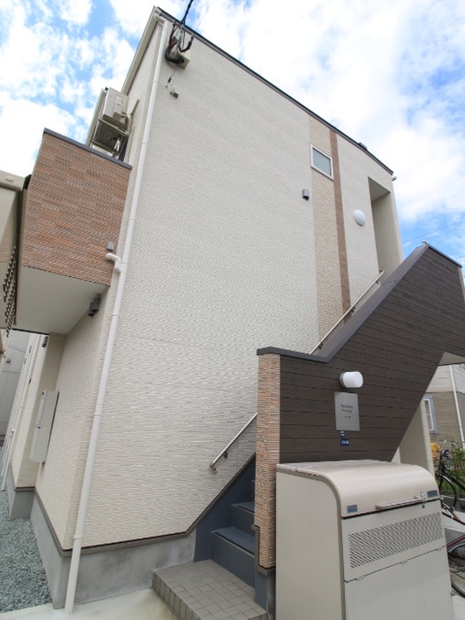 物件外観写真2　(外観写真)