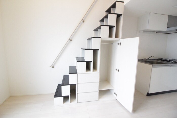 物件内観写真10　(収納)