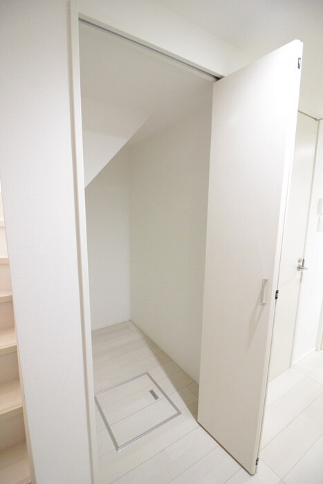 物件内観写真22　(収納)