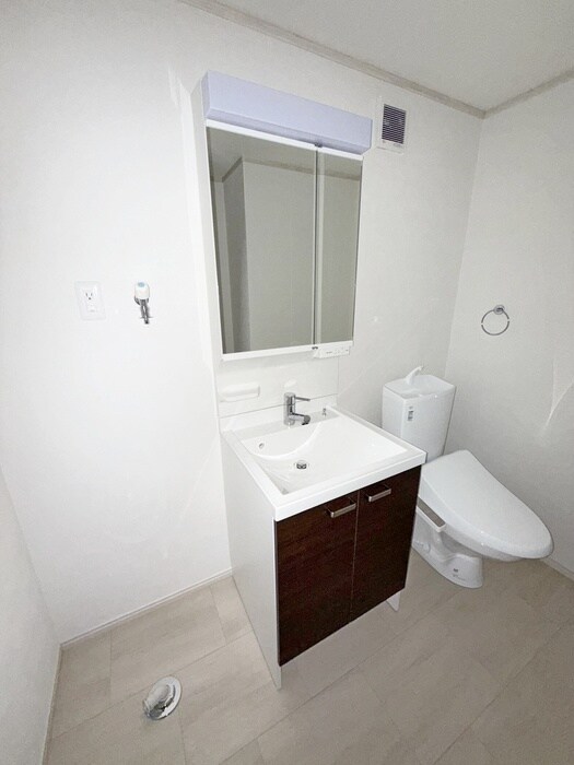 物件内観写真10　(洗面)