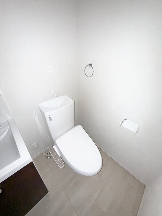 物件内観写真11　(トイレ)