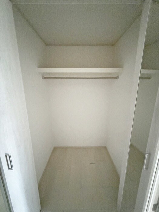 物件内観写真15　(収納)