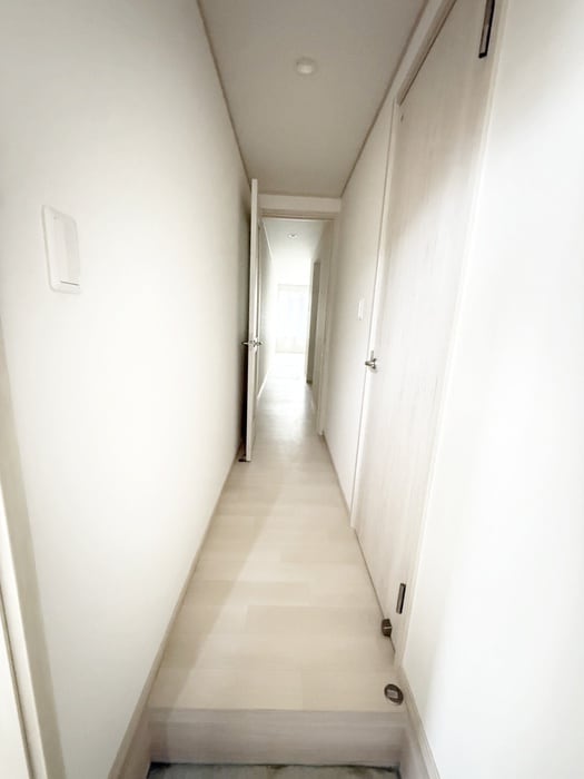 物件内観写真16　(廊下)