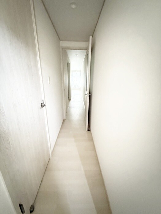 物件内観写真18　(廊下)