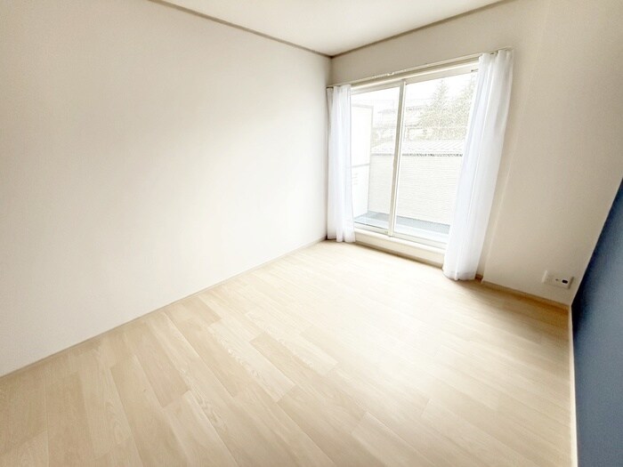 物件内観写真21　(居室)