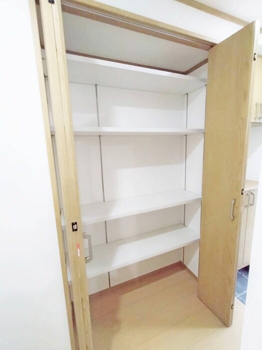 物件内観写真19　(収納)