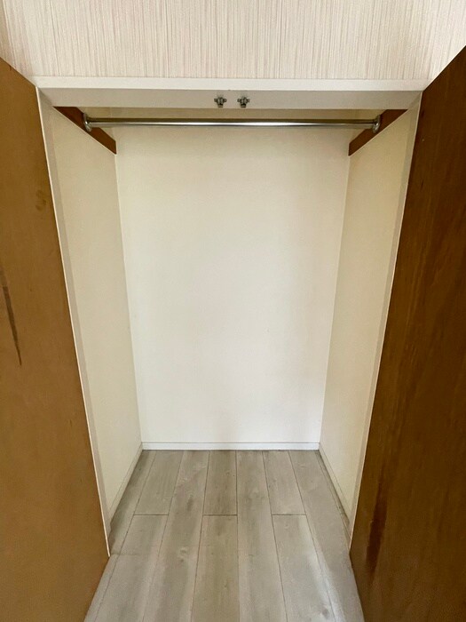 物件内観写真12　(収納)