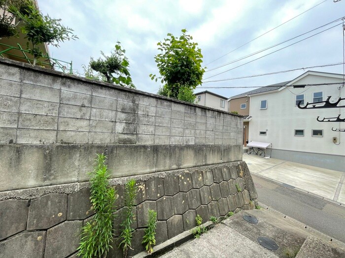 物件内観写真15　(室内からの展望)