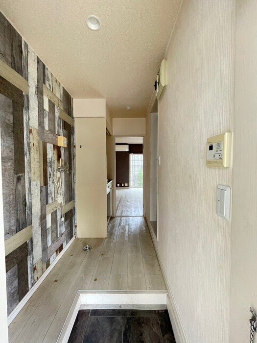 物件内観写真19　(廊下)