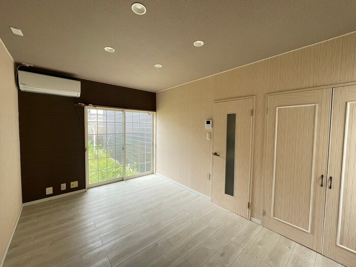 物件内観写真21　(居室)