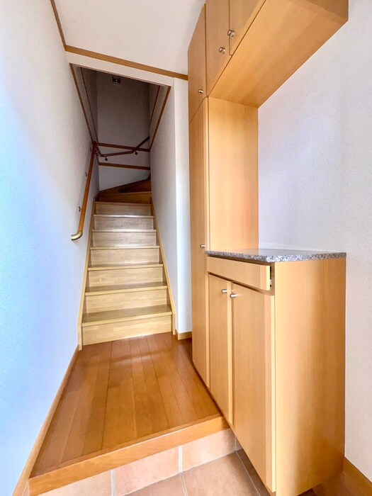 物件内観写真14　(廊下)