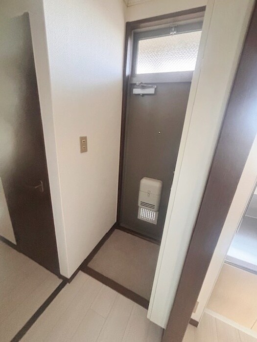 物件内観写真20　(玄関)